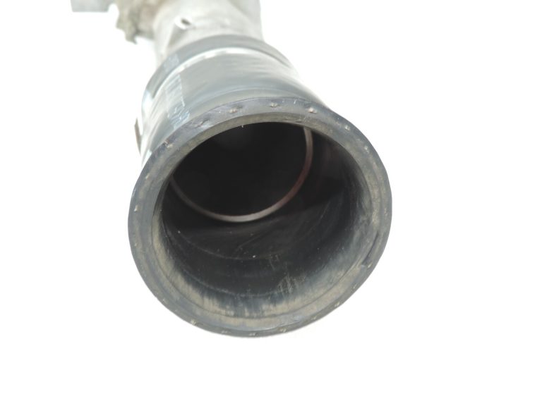 Toyota RAV4 III (XA30) 2.2 D-4D starpdzesētāja gaisa ieplūdes caurule 1736126040 173612607