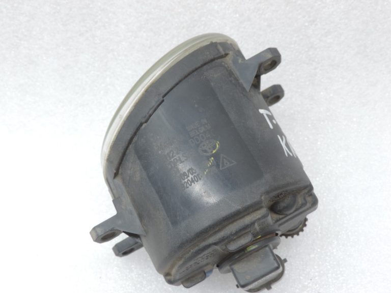 Oriģināls Toyota RAV4 III (XA30) priekšējais kreisais miglas lukturis 812200D040