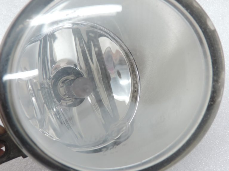 Oriģināls Toyota RAV4 III (XA30) priekšējais kreisais miglas lukturis 812200D040