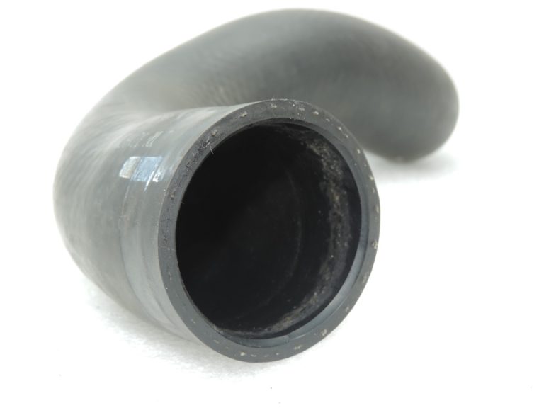 Oriģinālā Toyota RAV4 III (XA30) 2.2 D-4D uzpildes gaisa šļūtene 1734226090 1734226120