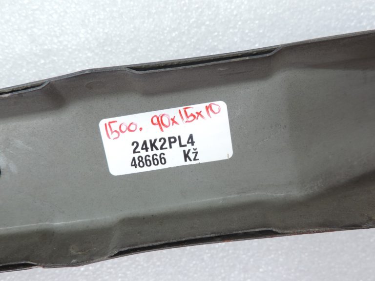 Toyota RAV4 III (XA30) Priekšējā spoilera priekšējā paneļa kronšteins 5321642901