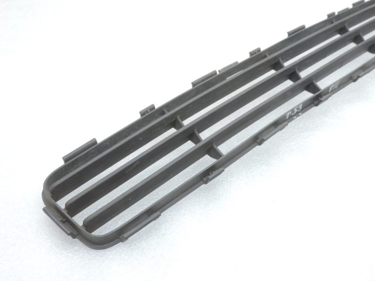 Oriģinālā Toyota Avensis T25 bampera režģis Režģis 5311205060