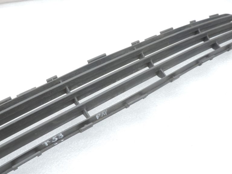 Oriģinālā Toyota Avensis T25 bampera režģis Režģis 5311205060