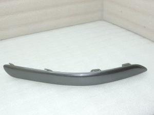 Toyota Avensis T25 FACELIFT priekšējā bampera apdare labajā pusē 1G3 Magnetic Grey
