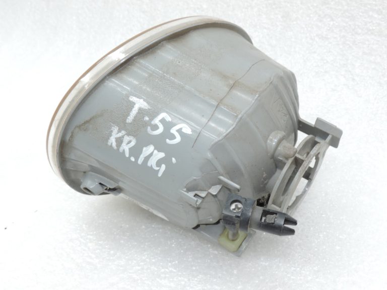 Oriģināls Toyota RAV4 II XA20 Facelift Priekšējais kreisais miglas lukturis 8122042050