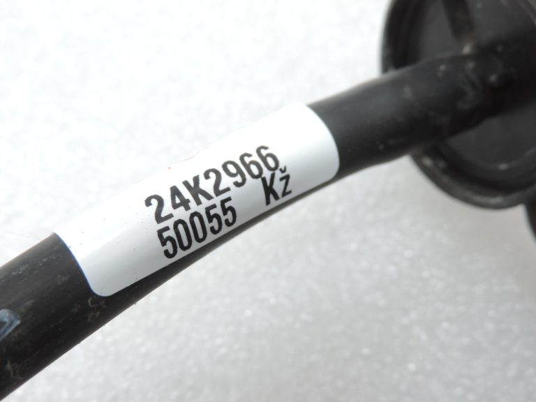 Oriģinālā Toyota RAV4 II XA20 2.0 VVTi 1AZFE Dzesēšanas šķidruma rezervuāra vāciņa šļūtene