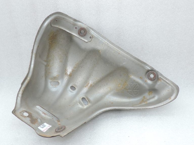 Oriģināls Toyota RAV4 II XA20 2.0 1AZFE ieplūdes kolektora siltuma vairogs 1716728031