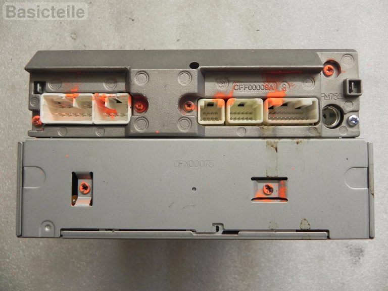 Toyota Avensis T25 CD Radio MP3 DAB WMA atskaņotājs CD atskaņotājs 86120-05130