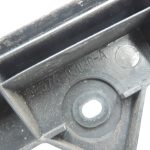 Oriģināls Toyota Avensis T25 Liftback Aizmugurējā bampera kronšteins Kronšteins kreisais