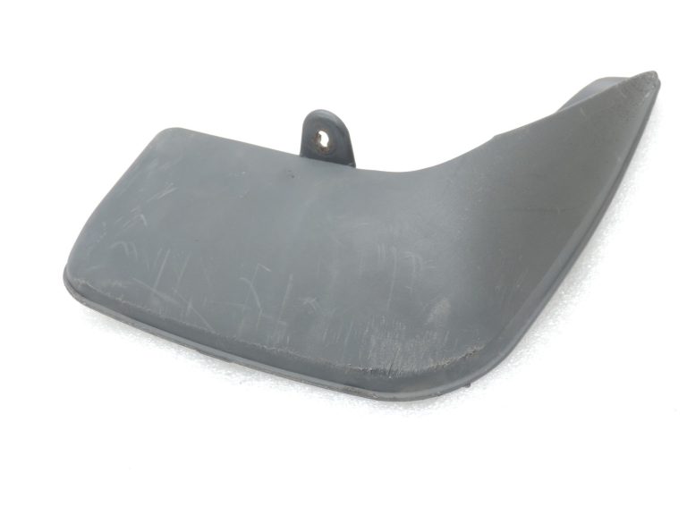 Toyota Avensis T25 Aizmugurējā dubļu atloka aizmugurējā labā PZ416-T9960-00 PZ416T996000