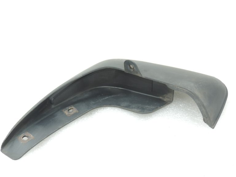 Toyota Avensis T25 Aizmugurējā dubļu atloka aizmugurējā labā PZ416-T9960-00 PZ416T996000