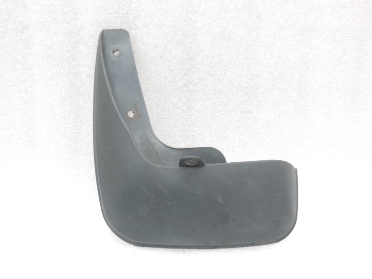 Toyota Avensis T25 Aizmugurējais kreisais dubļu atloks PZ416-T9960-00 PZ416T996000