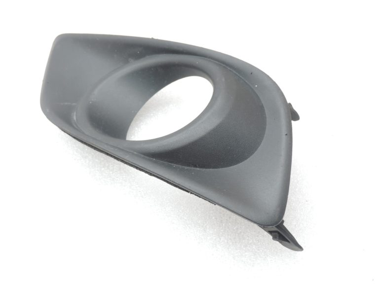 Toyota Avensis T25 Facelift Priekšējais labās puses miglas luktura vāks 52127-05030