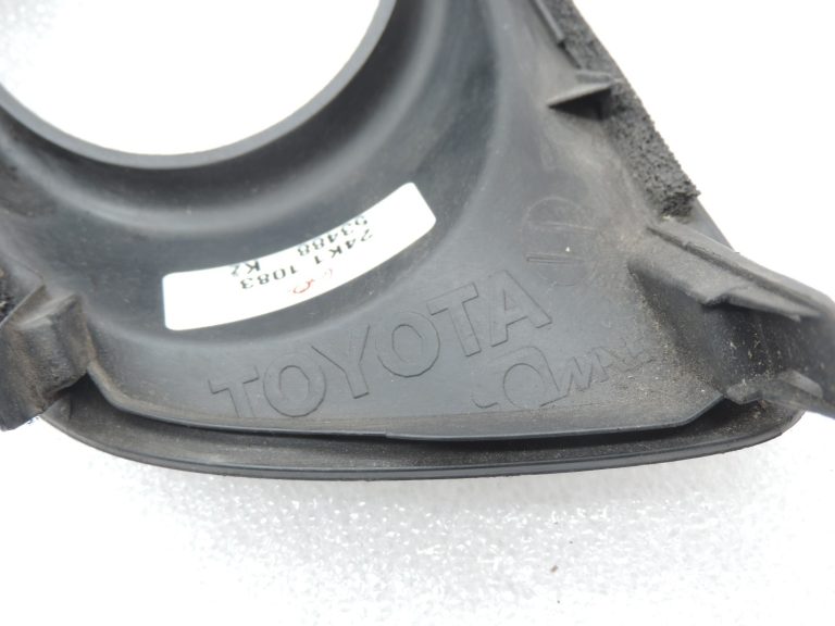 Toyota Avensis T25 Facelift Priekšējais labās puses miglas luktura vāks 52127-05030