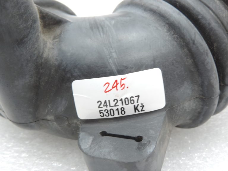 Oriģinālā Toyota Yaris P13 1.3 VVT-i Ieplūdes kolektora ieplūdes šļūtene 178800Y030