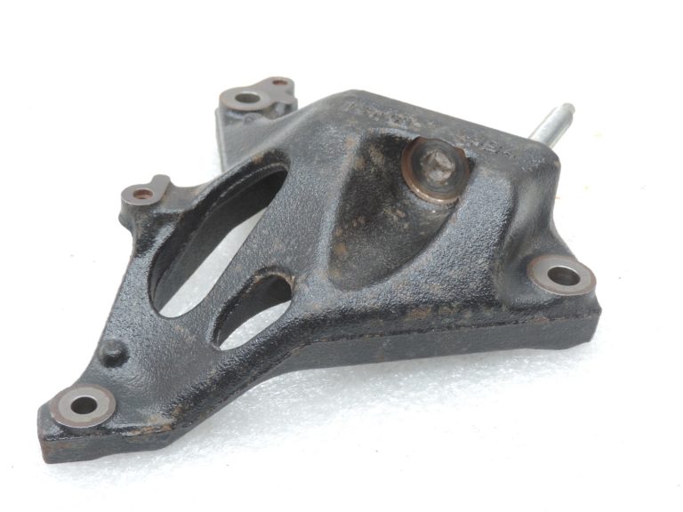 Oriģināls Toyota Yaris P13 1.3 VVT-i motora stiprinājums Motora stiprinājums 1231547040