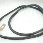 Oriģināls Toyota Yaris P13 aizmugurējo durvju blīvētājs 678810D070 67881-0D070