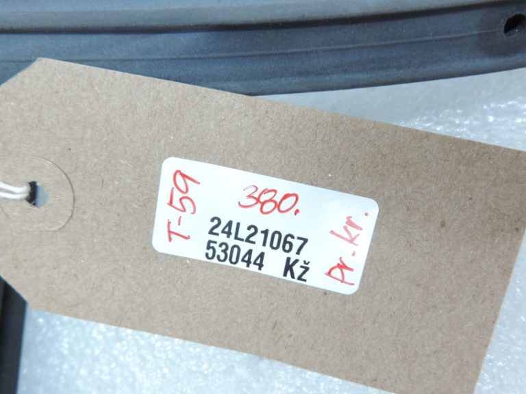 Oriģināls Toyota Yaris P13 durvju blīvējums priekšējais kreisais 678620D120 678620D121