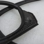 Oriģināls Toyota Yaris P13 aizmugurējo kreiso durvju blīvējums 678720D090 678720D091