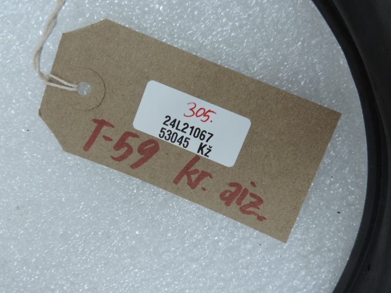 Oriģināls Toyota Yaris P13 aizmugurējo kreiso durvju blīvējums 678720D090 678720D091