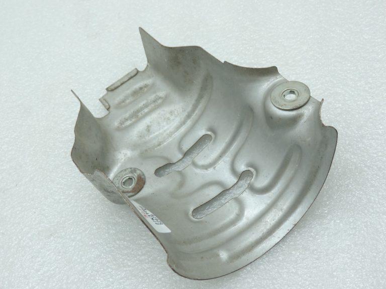 Oriģinālā Toyota Yaris P13 1.3 1NR-FE katalītiskā neitralizatora siltumizolācijas plāksne 1716847030