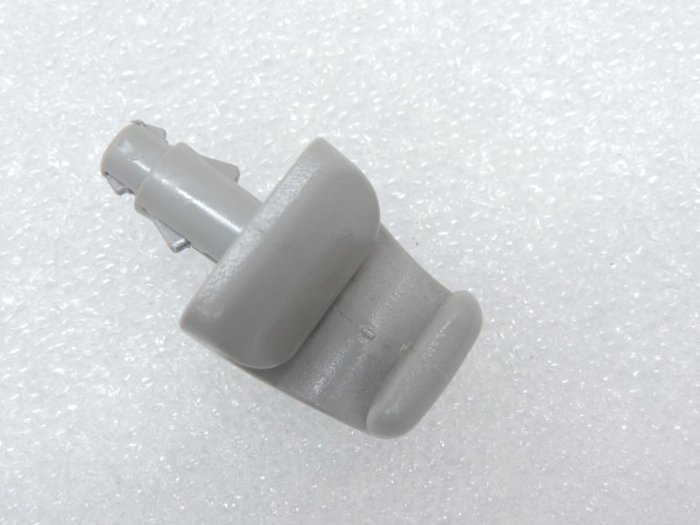 Oriģināls Toyota Yaris P9 saules aizsarga kronšteins kreisais labais 743481204040B4