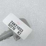 Oriģināls Toyota Yaris P9 saules aizsarga kronšteins kreisais labais 743481204040B4