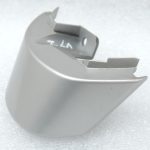 Oriģināls Toyota Yaris P9 stūres rata pārsegs labajā pusē sudraba krāsā 451160D010B0