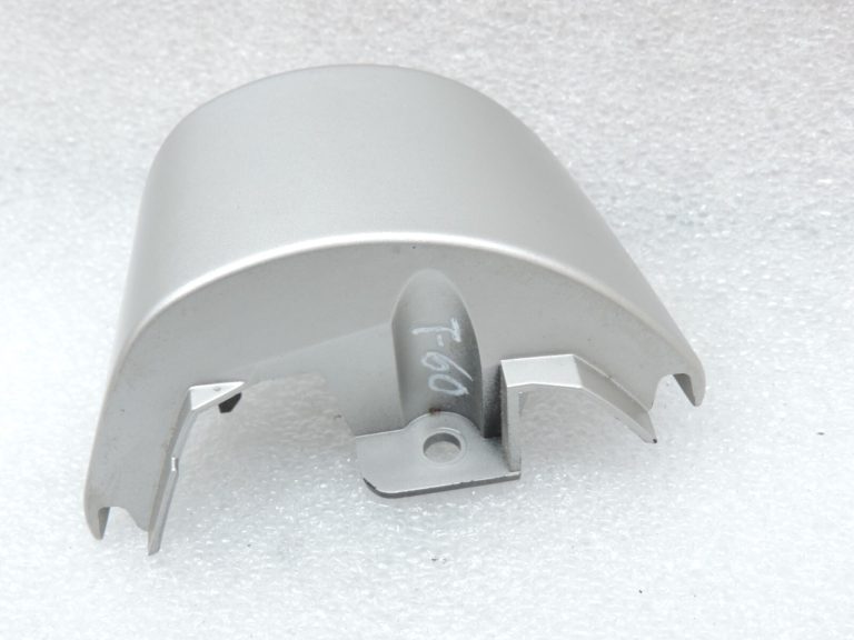 Oriģināls Toyota Yaris P9 stūres rata pārsegs labajā pusē sudraba krāsā 451160D010B0