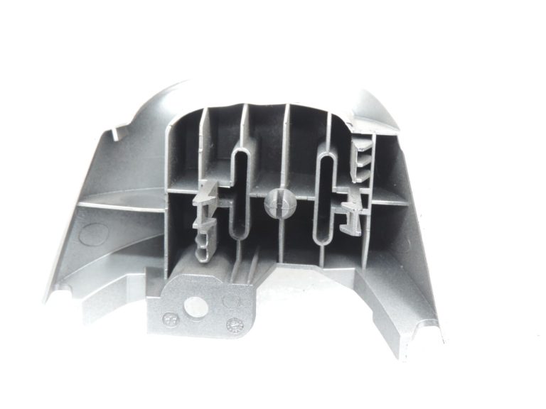 Oriģināls Toyota Yaris P9 stūres rata pārsegs labajā pusē sudraba krāsā 451160D010B0