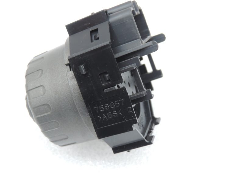 Oriģināls Toyota Yaris P9 gaisa kondicionēšanas un apsildes vadības slēdzis 559020D010 55902-0D010