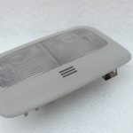 Oriģināls Toyota Yaris P9 Iekšējais apgaismojums priekšējais 812600D030B0 81260-0D030-B0