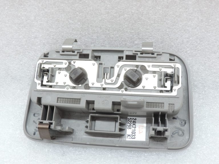 Oriģināls Toyota Yaris P9 Iekšējais apgaismojums priekšējais 812600D030B0 81260-0D030-B0