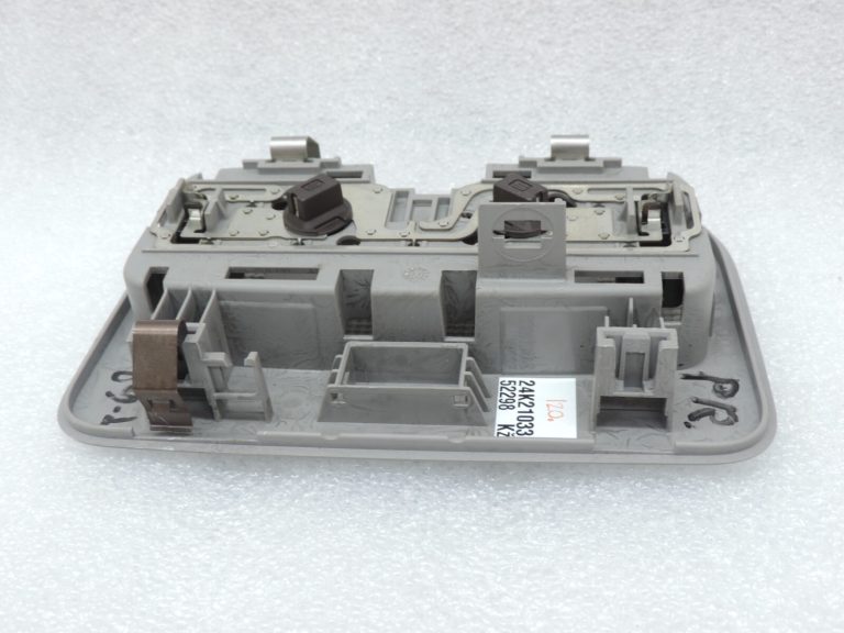 Oriģināls Toyota Yaris P9 Iekšējais apgaismojums priekšējais 812600D030B0 81260-0D030-B0