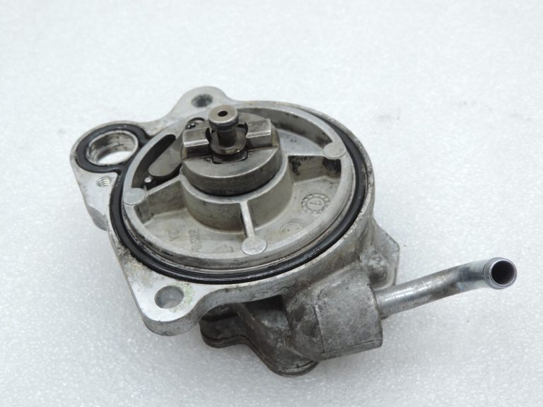 Oriģināls Toyota Yaris P9 1.4 D-4D 1NDTV Vakuuma sūknis 293000N010 29300-0N010