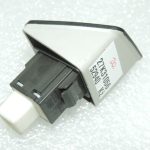 Oriģinālā Toyota Yaris P9 pasažieru drošības spilvena ieslēgšanas un izslēgšanas indikatora brīdinājuma gaisma 839500D020