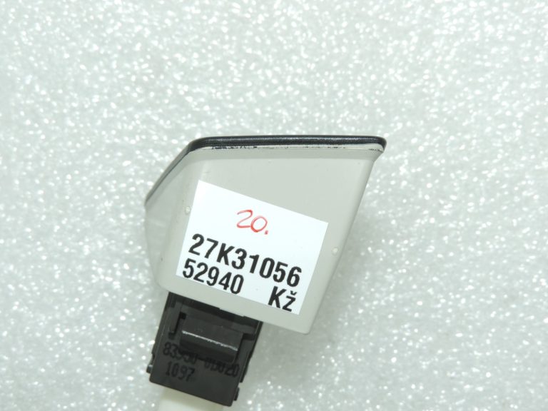 Oriģinālā Toyota Yaris P9 pasažieru drošības spilvena ieslēgšanas un izslēgšanas indikatora brīdinājuma gaisma 839500D020