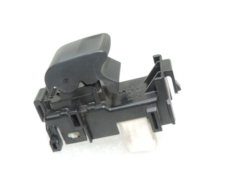 Oriģināls Toyota Yaris P9 Auris E15 elektrisko logu slēdzis 848100D030 84810-0D030