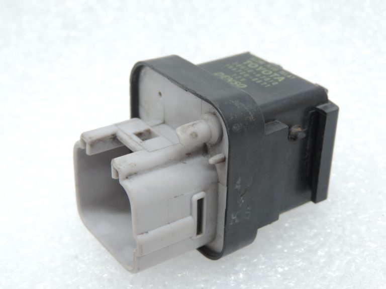 Oriģinālais Toyota Yaris P9 priekšsildītāja relejs kvēlsveces relejs 2861067010 28610-67010