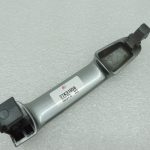 Oriģināls Toyota Yaris P9 ārējo durvju rokturis priekšējais/galējais kreisais/taisnais sudraba krāsā (1F8)