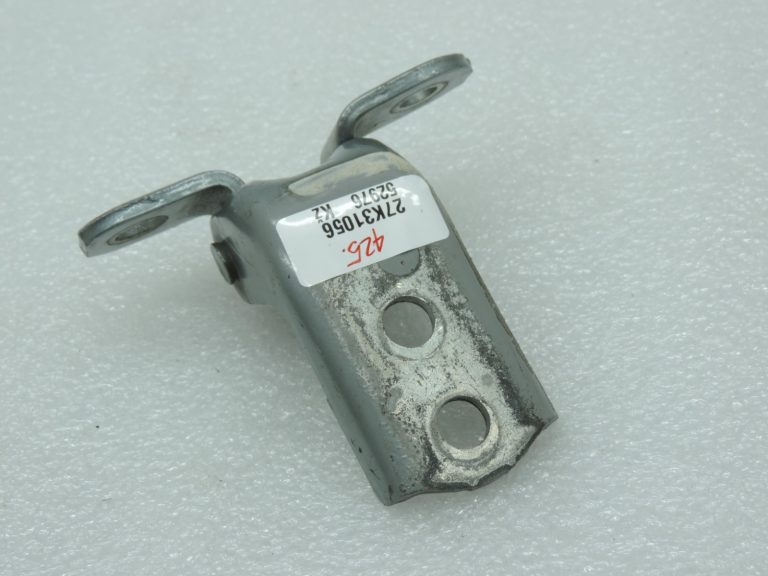 Oriģinālā Toyota Yaris P9 durvju eņģe priekšējā kreisā augšējā sudraba (1F8) 687200D040