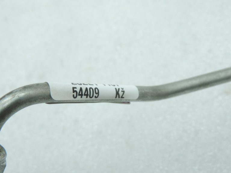 Oriģinālā Toyota Auris E150 2.2d 2ADFHV Degvielas sadales caurule Nr.4 237040R020