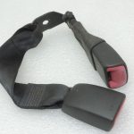 Oriģinālā Toyota Auris E150 aizmugurējā centrālā drošības jostas sprādze 7348002190C0, 73480-02190-C0