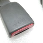 Oriģinālā Toyota Auris E150 aizmugurējā centrālā drošības jostas sprādze 7348002190C0, 73480-02190-C0