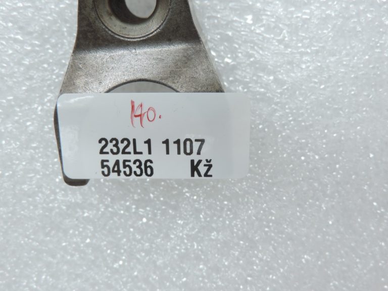 Oriģināls Toyota 2.2d 2ADFHV degvielas iesmidzinātāja inžektora kronšteina skava 236950R020