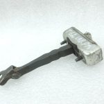 Oriģinālā Toyota Auris E150 Priekšējās kreisās/labās durvju bremzes 6861002120, 68610-02120