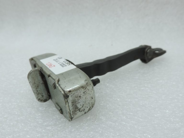 Oriģinālā Toyota Auris E150 Priekšējās kreisās/labās durvju bremzes 6861002120, 68610-02120