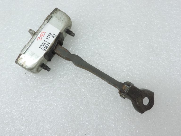 Oriģinālā Toyota Auris E150 aizmugurējo kreiso/labējo durvju bremžu sistēma 6863002120, 6863002121