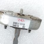 Oriģinālā Toyota Auris E150 aizmugurējo kreiso/labējo durvju bremžu sistēma 6863002120, 6863002121