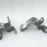 Oriģinālais Toyota Auris E150 aizmugurējo labās puses durvju eņģu komplekts, magnētiski pelēks (1G3)